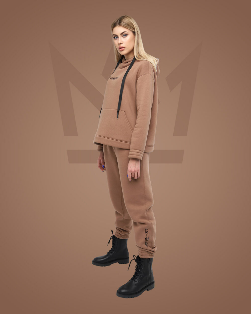 Спортивный женский костюм: худи и джоггеры "COMFORT" фото