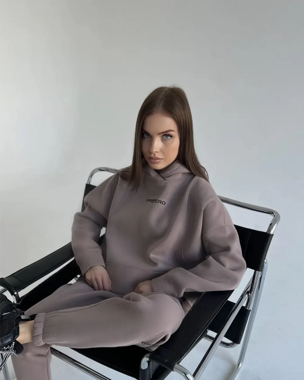 Тёплый женский спортивный костюм "RAISED" — изображение 3