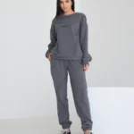 Женский костюм с наружными швами "OUTLINE"