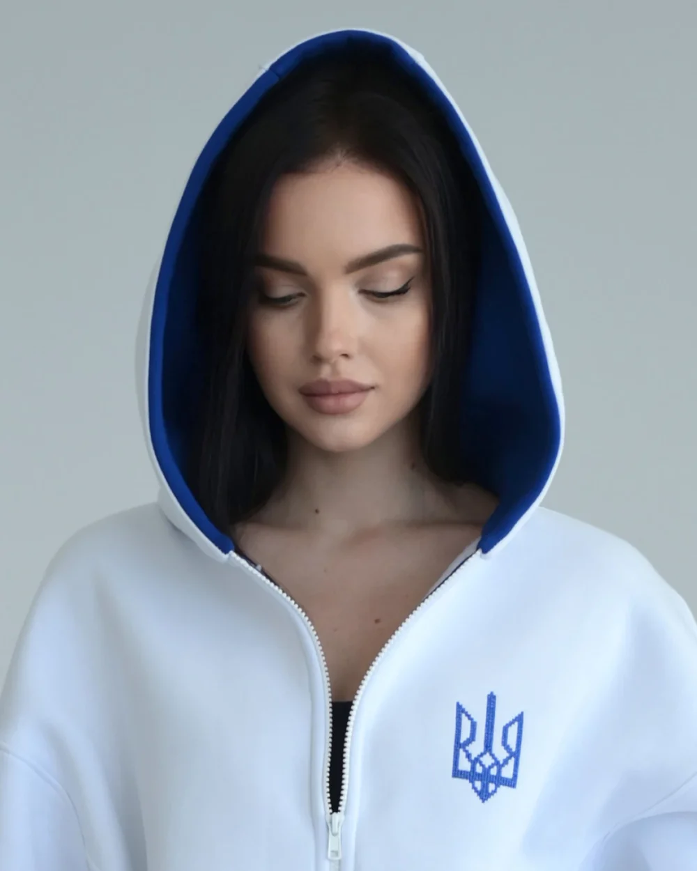 Тёплый женский спортивный костюм "VYSHYVANKA" — изображение 9