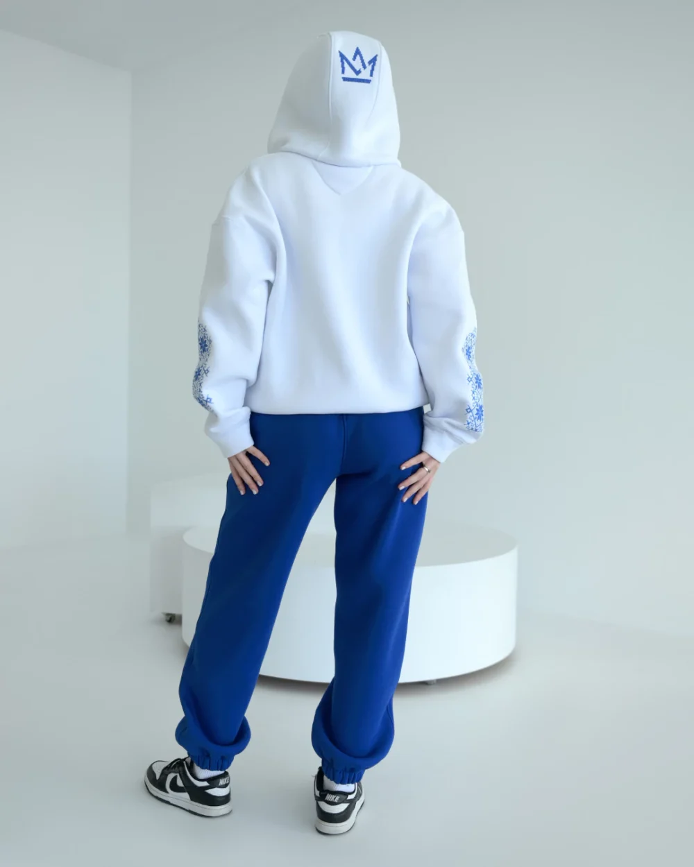 Тёплый женский спортивный костюм "VYSHYVANKA" — изображение 6