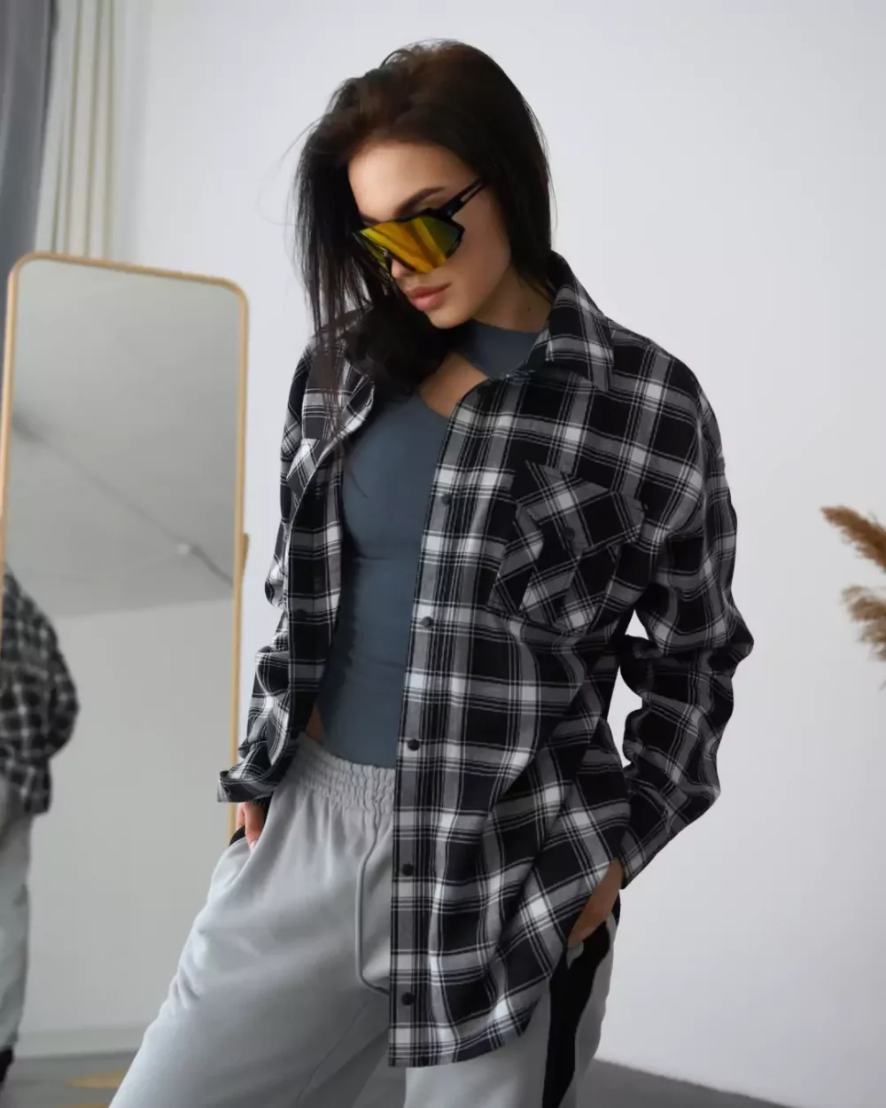 Женская рубашка в клетку "GRAYSCALE" — изображение 6