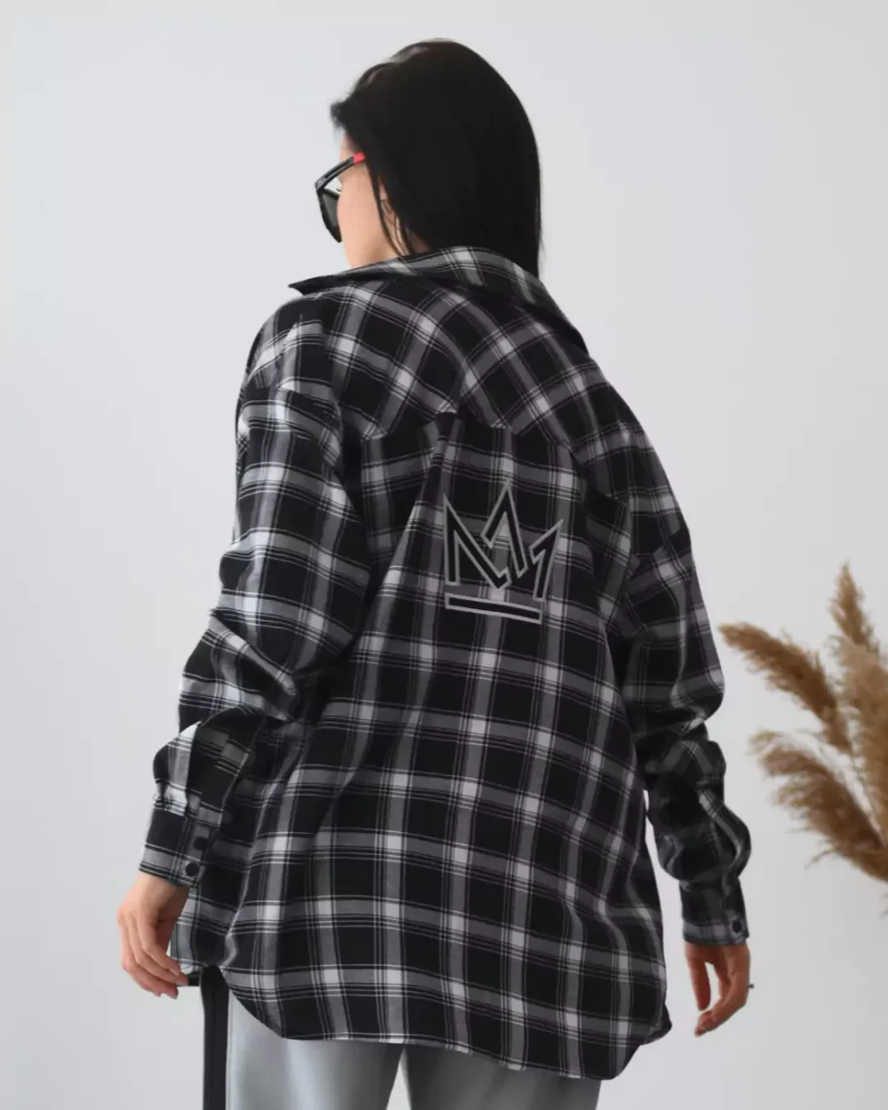 Женская рубашка в клетку "GRAYSCALE" — изображение 7