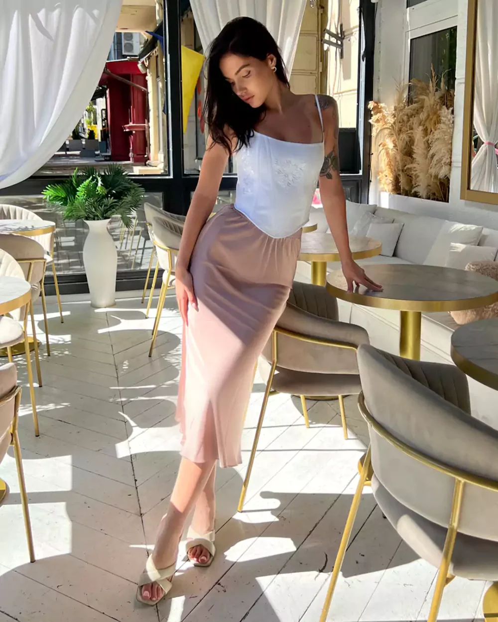 Женский корсет с вышивкой "LORDLY" — изображение 5