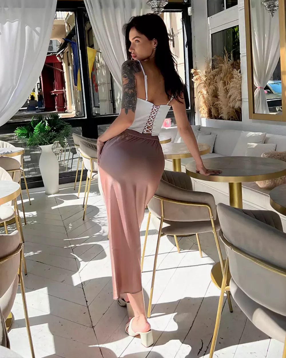 Женский корсет с вышивкой "LORDLY" — изображение 6