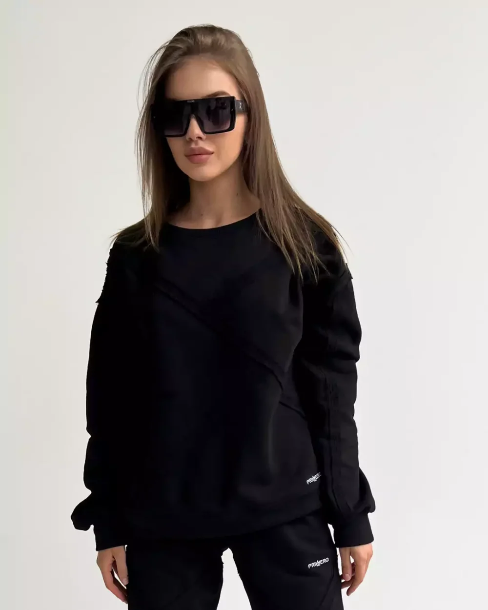 Женский свитшот "OUTSEAM"