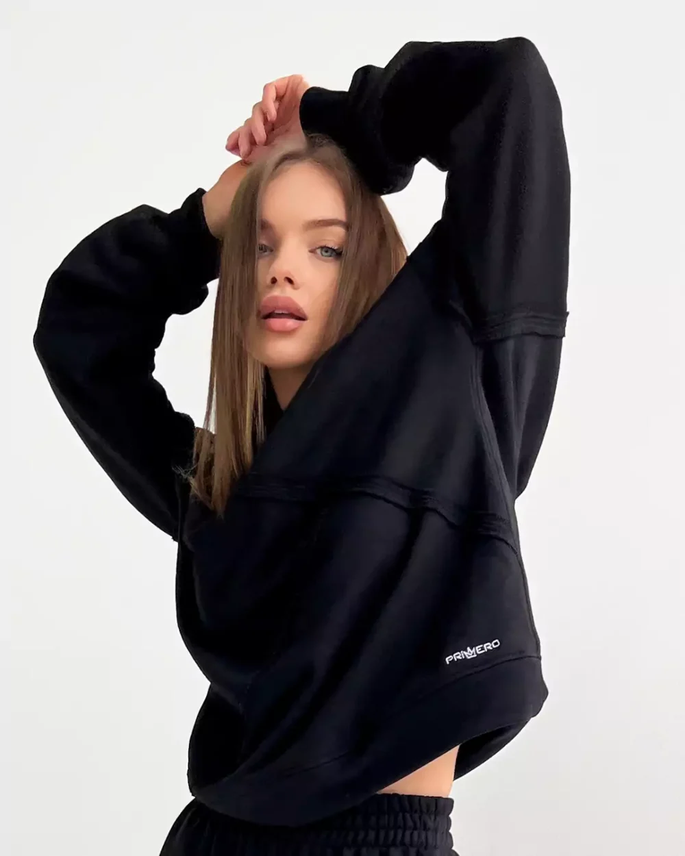 Женский свитшот "OUTSEAM" — изображение 2