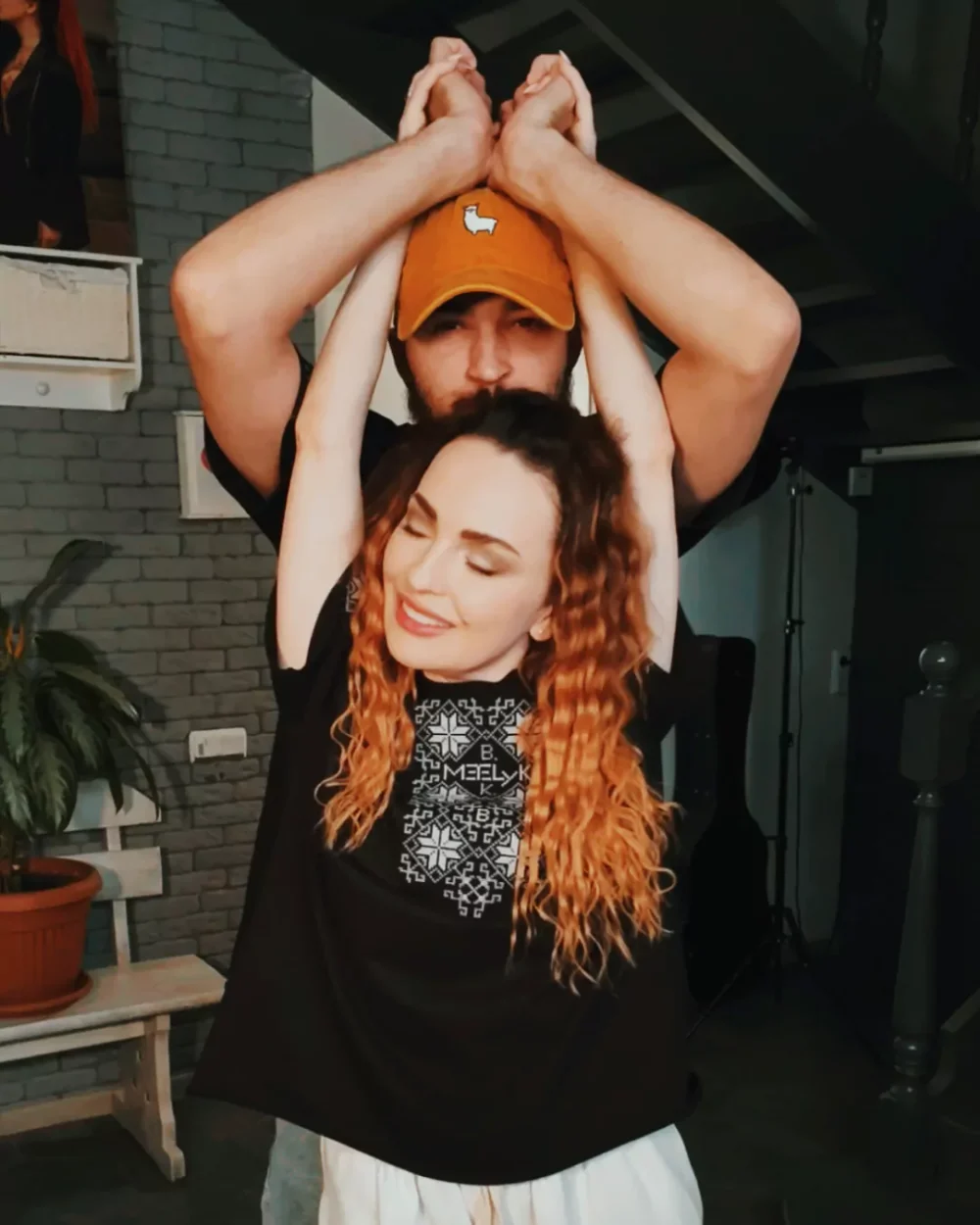 Женская современная вышиванка "TRADITION" — изображение 7