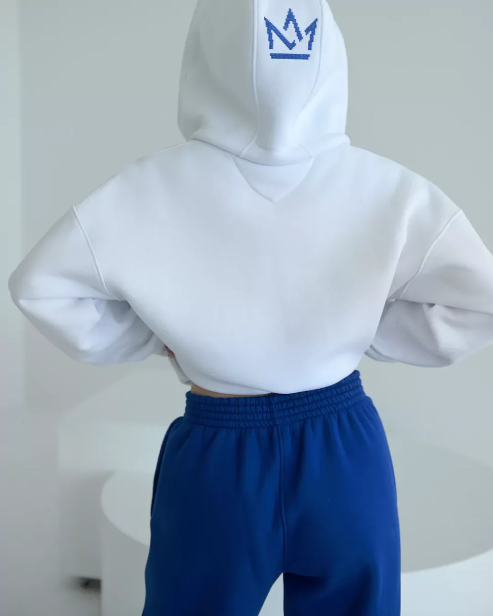 Тёплые женские штаны-козачки декоративными вставками "VYSHYVANKA" — изображение 2