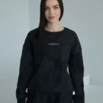 Тёплый женский свитшот "SHADOWS"