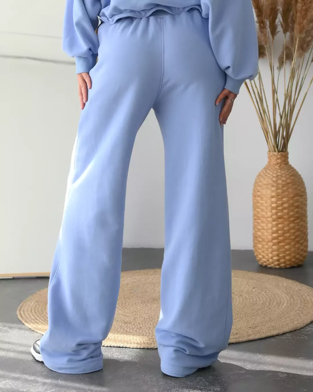 Женские штаны-палаццо с декоративными вставками "BUTTERFLY" — изображение 4