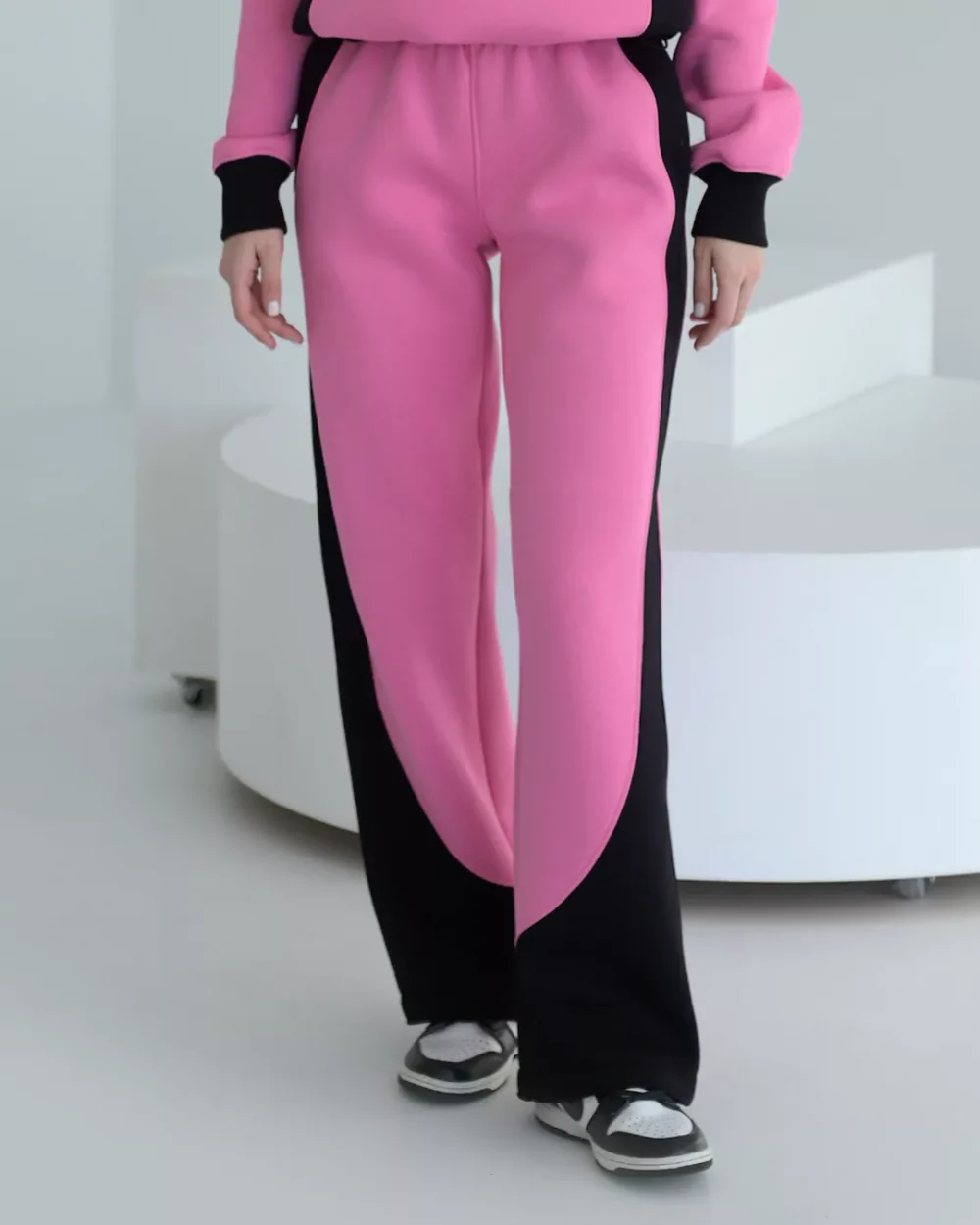 Тёплые женские штаны-палаццо с дизайнерскими вставками "GRACE"