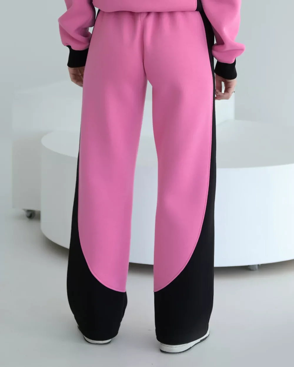 Тёплые женские штаны-палаццо с дизайнерскими вставками "GRACE" — изображение 2