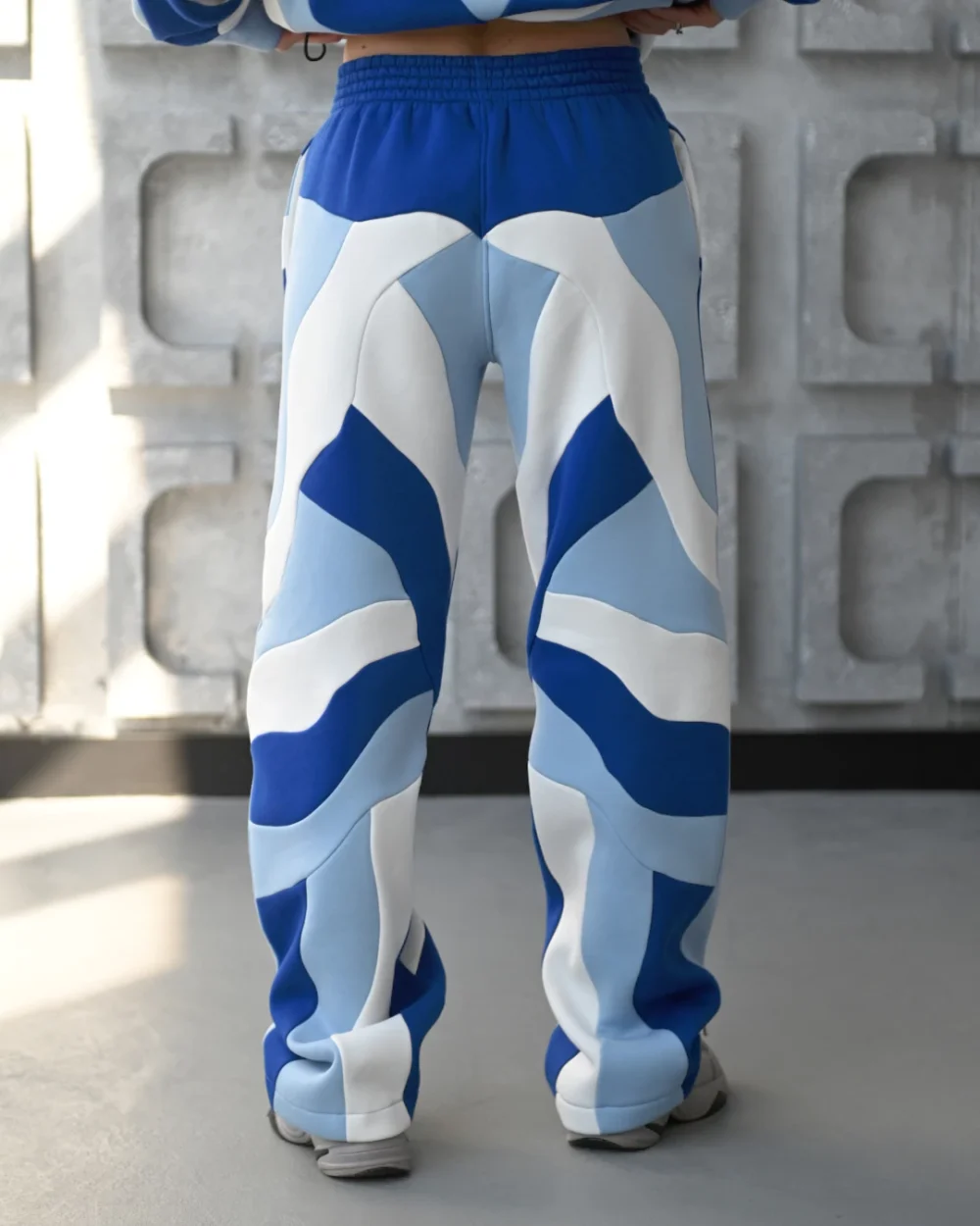 Тёплые женские прямые штаны в стиле колорблок "SKY" — изображение 2
