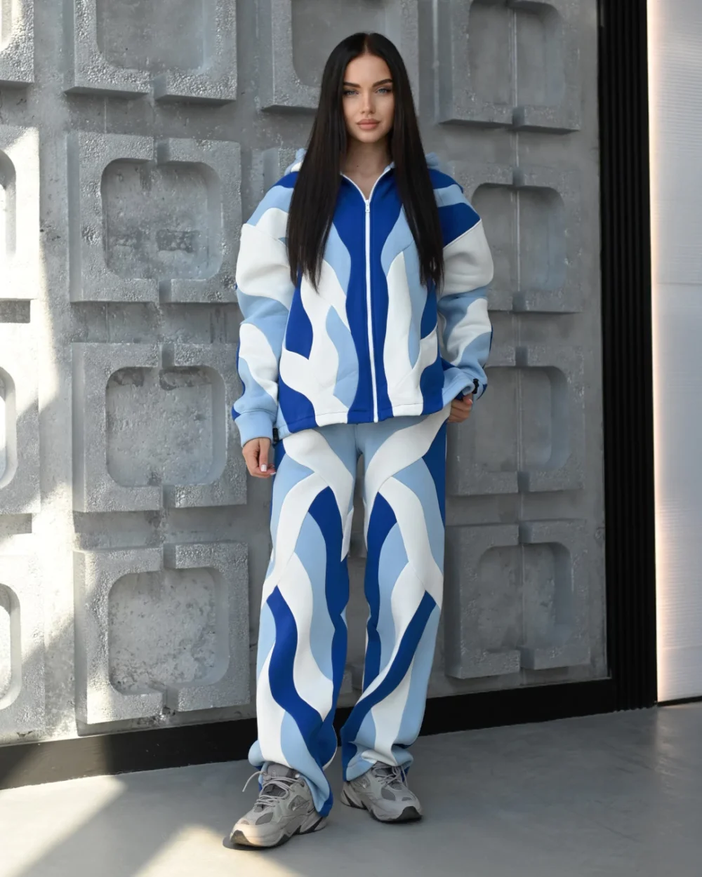 Тёплые женские прямые штаны в стиле колорблок "SKY" — изображение 5