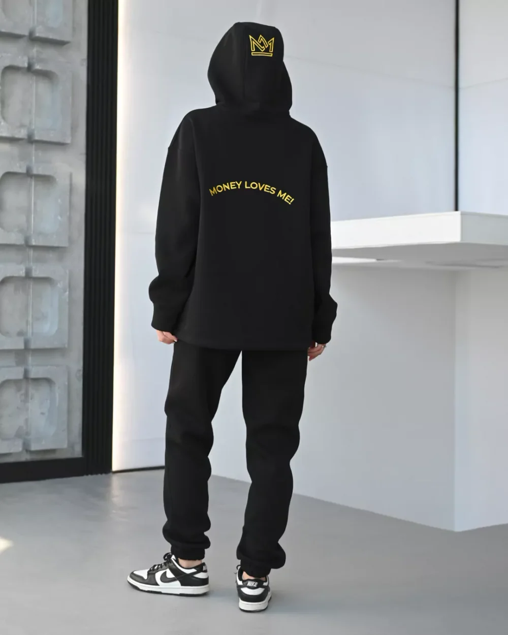 Тёплый женский спортивный костюм с принтом "RICH" — изображение 5