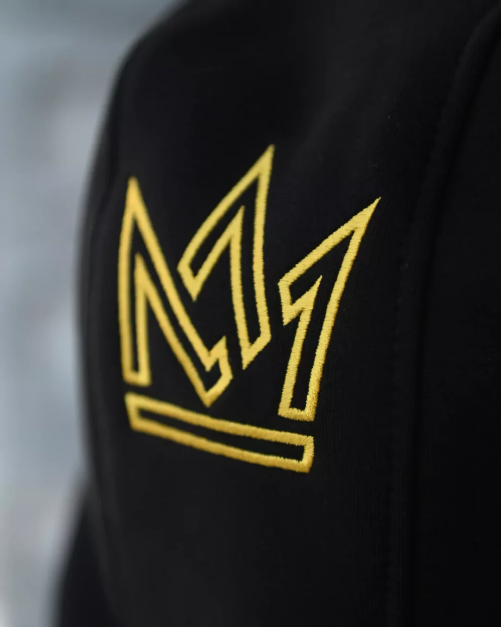 Тёплый женский спортивный костюм с принтом "RICH" — изображение 7